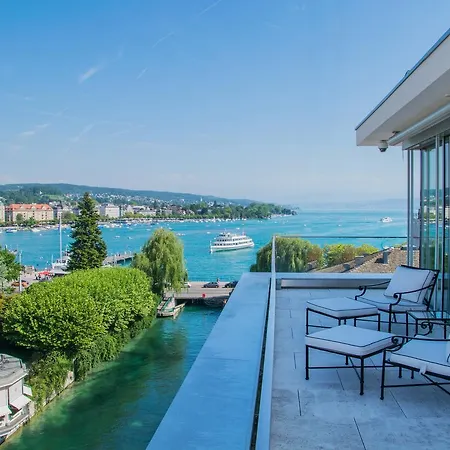 Penthouse Lake Apartment